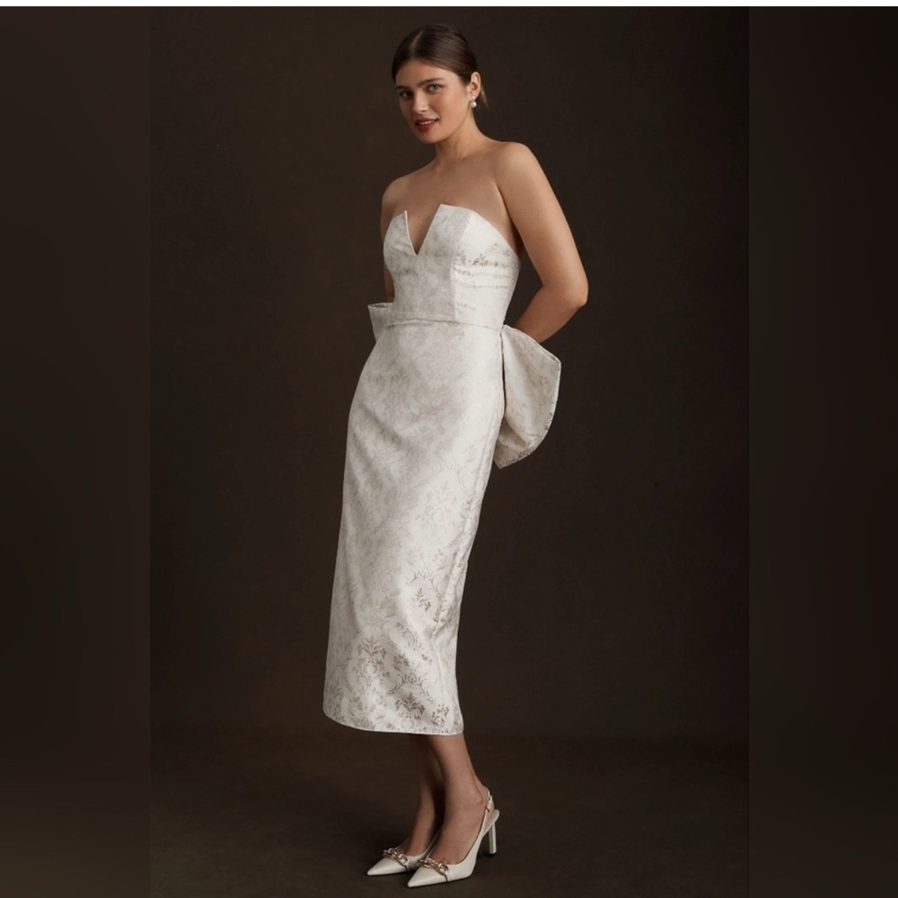 Sachin and Babi Size 2 Vienna Notched Midi Dress